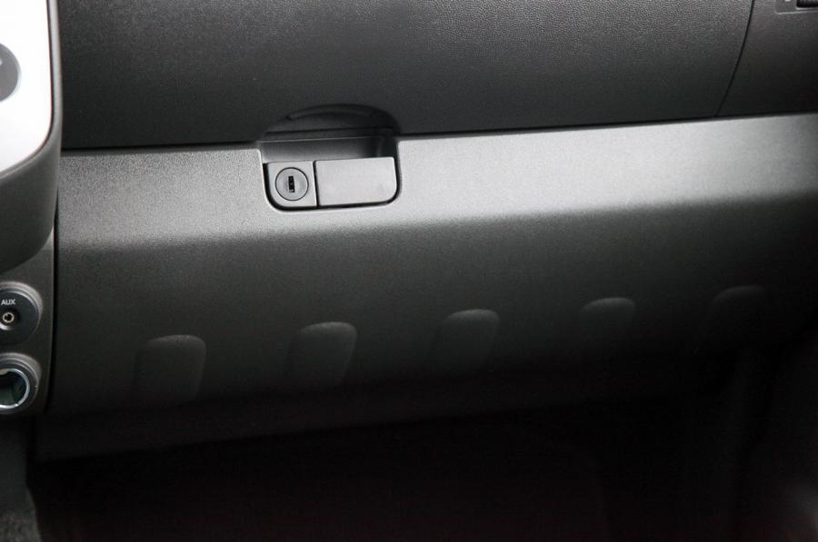  Nissan Xterra Pro-4X 2011 года  (фото 12 из 50)